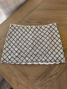 Gryphon Black Label on Cream Fabric